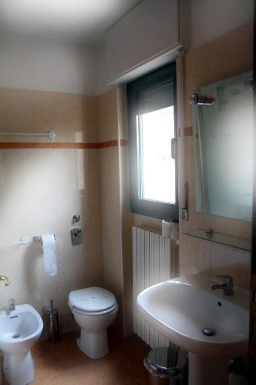 מילאנו Euro Inn B&B חדר תמונה
